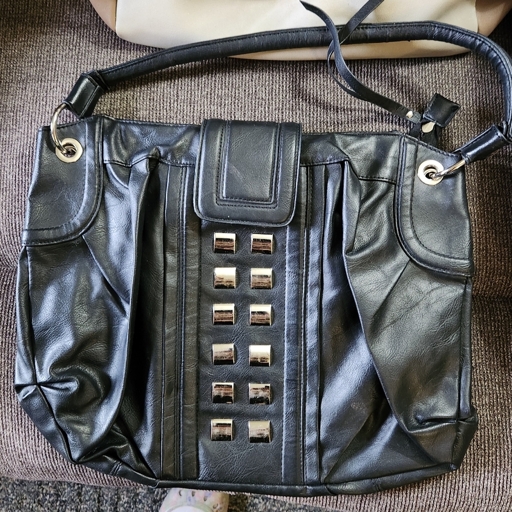 Cato Black Handbag with Green Lining